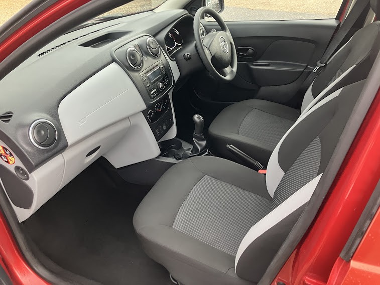 Used Dacia Sandero 2014 for sale - 76376921: Photo 9