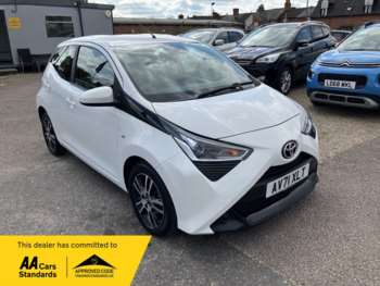 2021 - 1.0 VVT-i x-play 5-Door