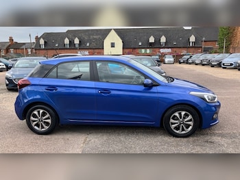 Used Hyundai i20 2020 for sale - 75438156: Photo