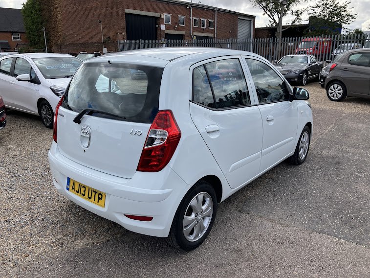 Used Hyundai i10 2013 for sale - 76444453: Photo 7