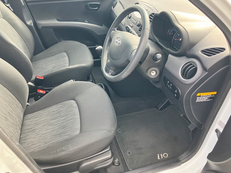 Used Hyundai i10 2013 for sale - 76444453: Photo 9