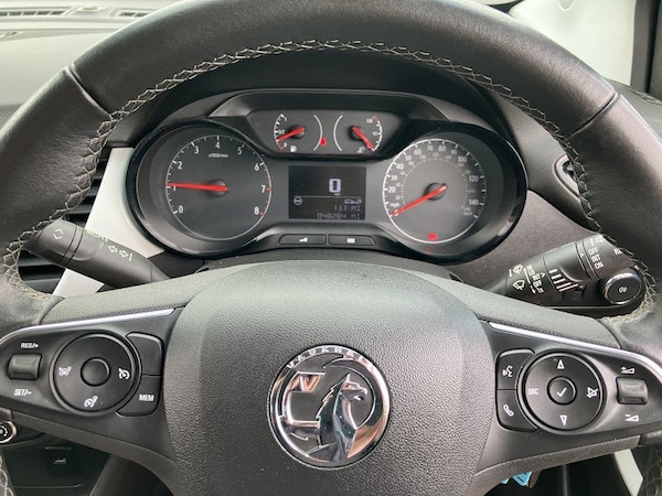 Used Vauxhall Crossland X 2020 for sale - 76257610: Photo 24