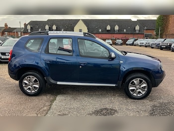 Used Dacia Duster 2018 for sale - 76553988: Photo