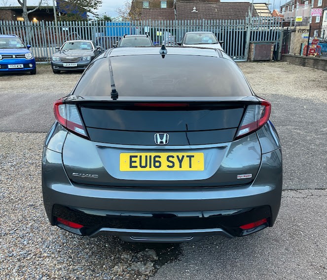 Used Honda Civic 2016 for sale - 76449379: Photo 7