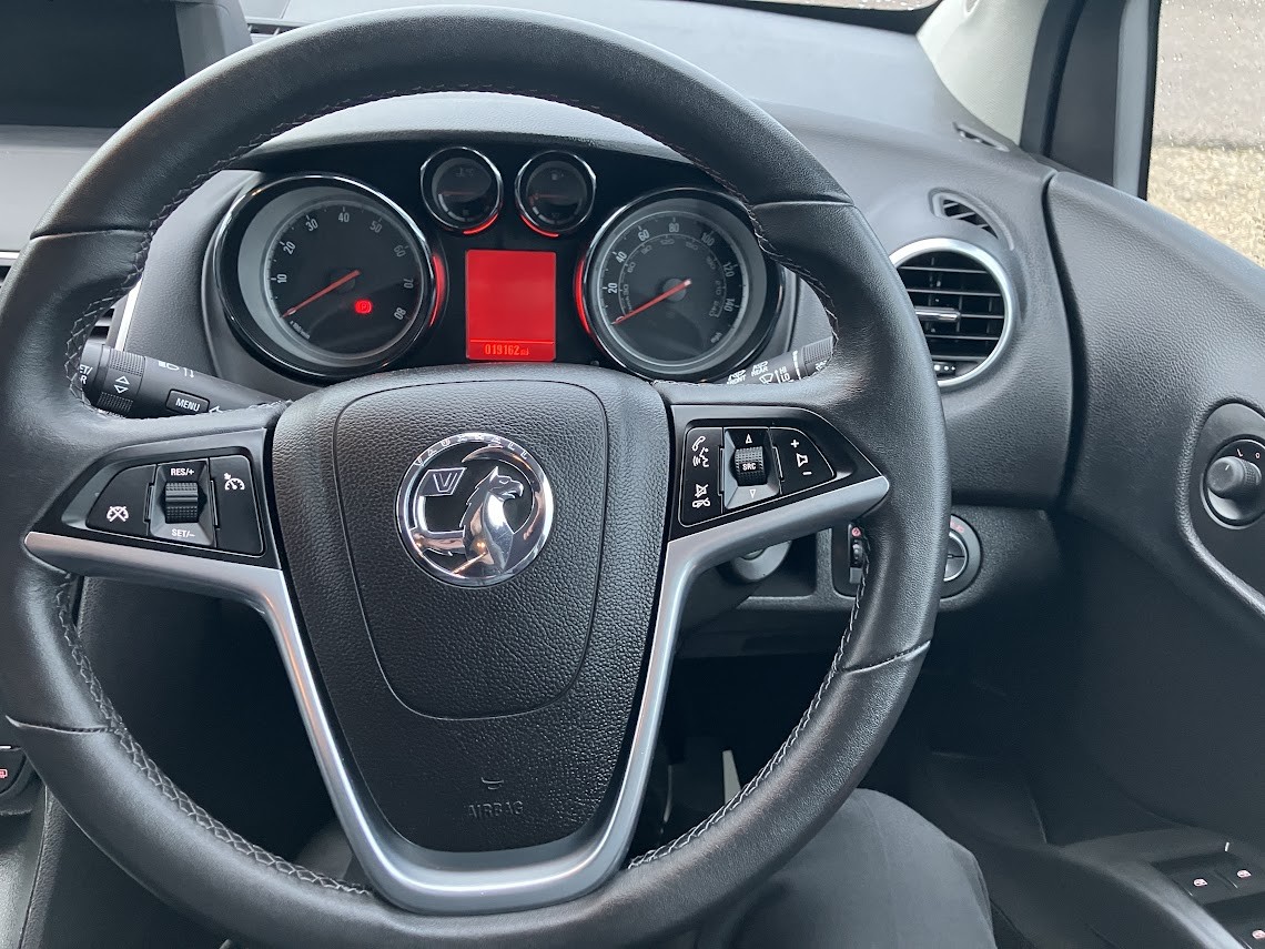 Used Vauxhall Meriva 2017 for sale - 76376877: Photo 25