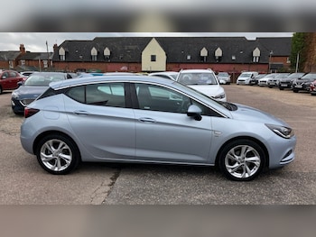 Used Vauxhall Astra 2018 for sale - 76005543: Photo