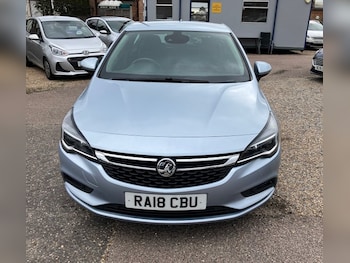 Used Vauxhall Astra 2018 for sale - 76005543: Photo