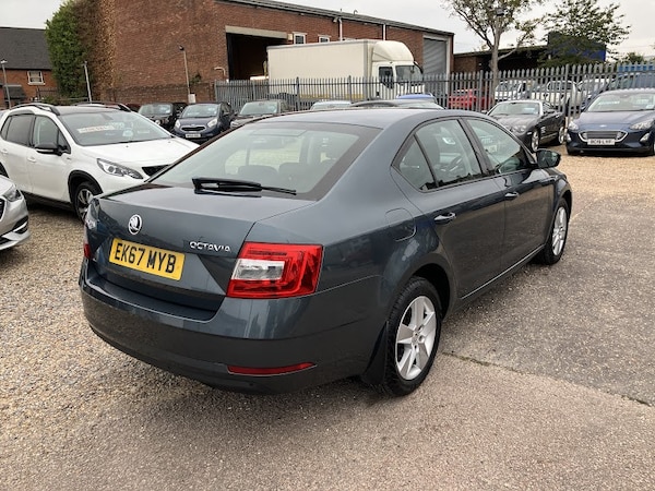 Used Skoda Octavia 2017 for sale - 76237182: Photo 8