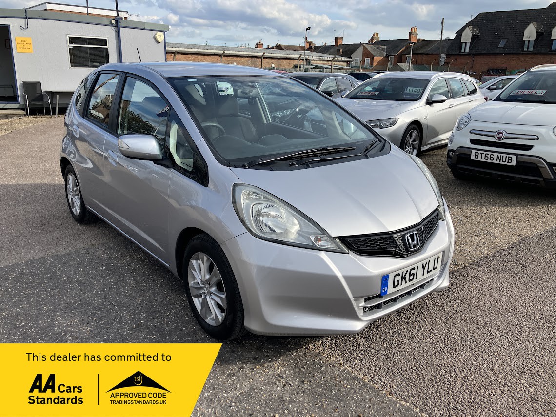 Used Honda Jazz 2011 for sale - 76120253: Photo 1