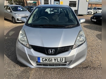Used Honda Jazz 2011 for sale - 76120253: Photo 4