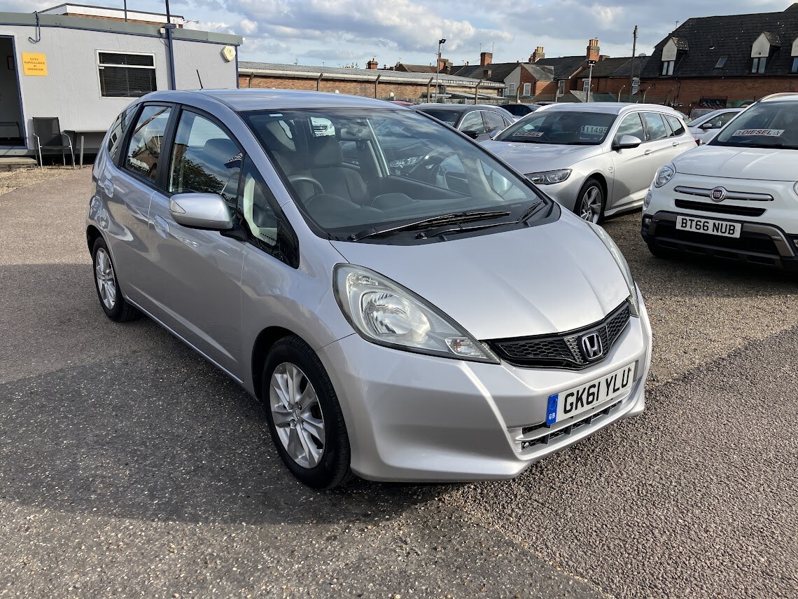 Used Honda Jazz 2011 for sale - 76120253: Photo 6