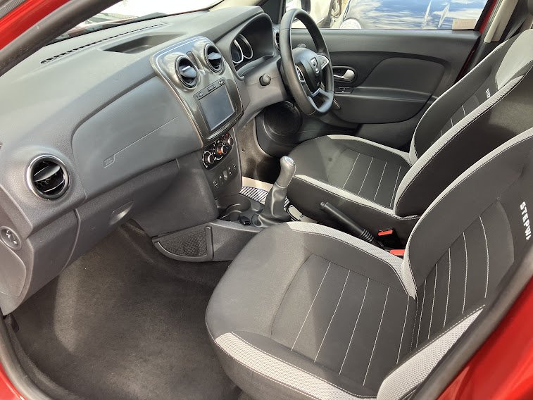 Used Dacia Sandero Stepway 2017 for sale - 75981968: Photo 14