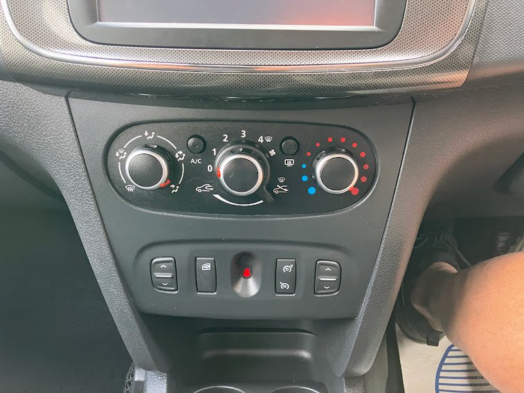 Used Dacia Sandero Stepway 2017 for sale - 75981968: Photo 20