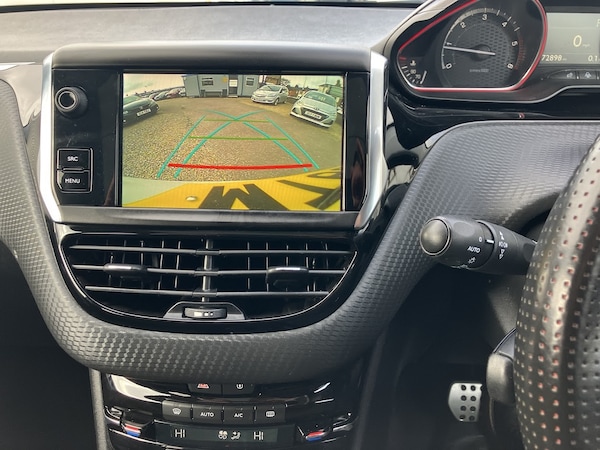 Used Peugeot 2008 2018 for sale - 76198193: Photo 15