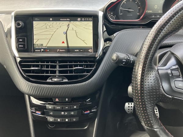 Used Peugeot 2008 2018 for sale - 76198193: Photo 16