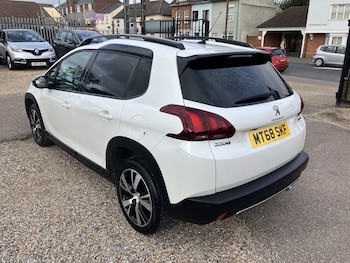 Used Peugeot 2008 2018 for sale - 76198193: Photo 3
