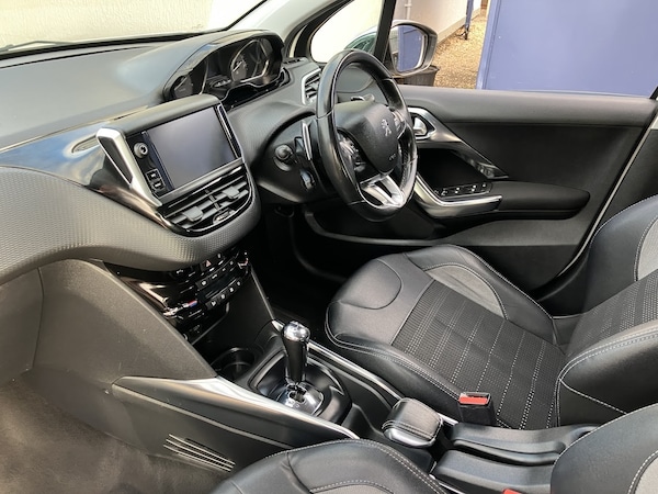 Used Peugeot 2008 2014 for sale - 76257623: Photo 20