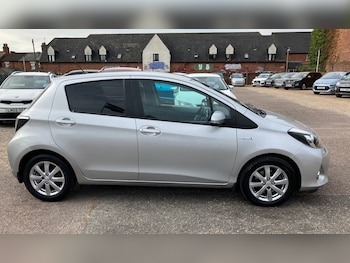 Used Toyota Yaris 2014 for sale - 75277829: Photo