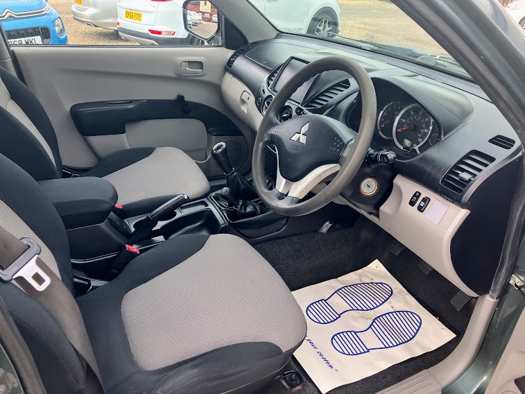 Used Mitsubishi L200 2010 for sale - 76397010: Photo 15