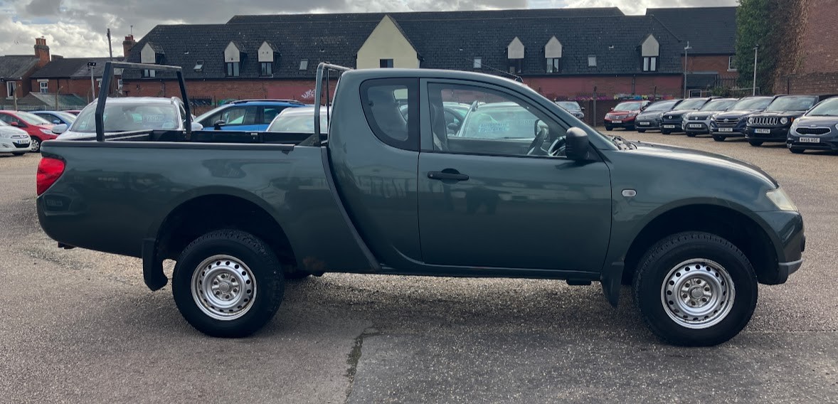 Used Mitsubishi L200 2010 for sale - 76397010: Photo 2