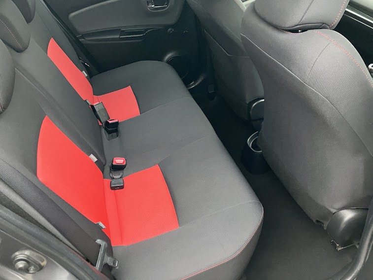 Used Toyota Yaris 2015 for sale - 76649837: Photo 17