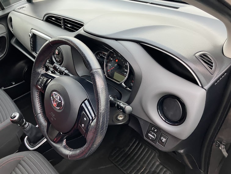 Used Toyota Yaris 2015 for sale - 76649837: Photo 19