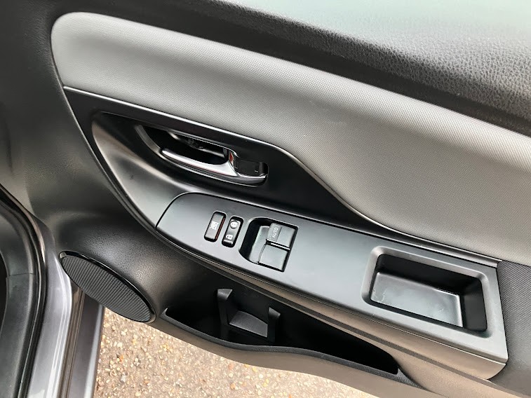 Used Toyota Yaris 2015 for sale - 76649837: Photo 23