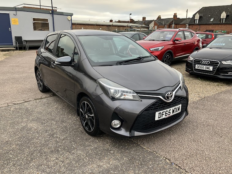 Used Toyota Yaris 2015 for sale - 76649837: Photo 5