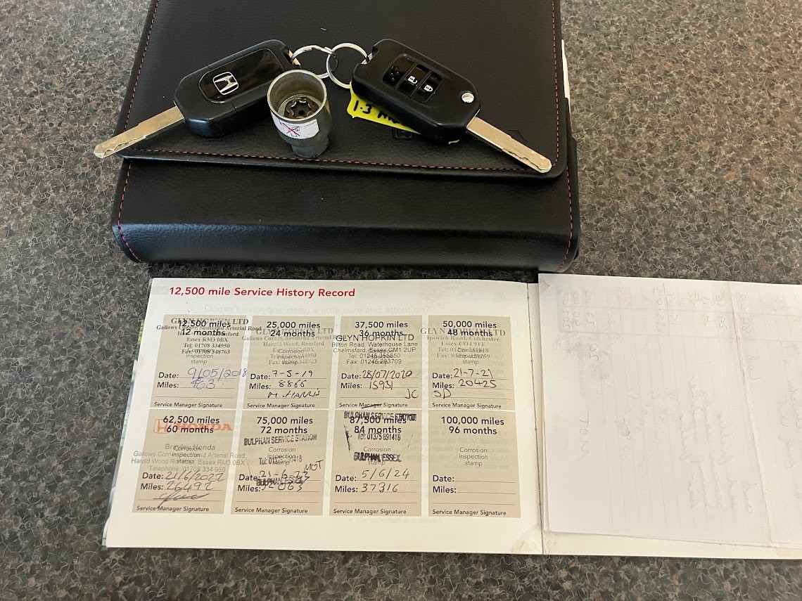 Used Honda Jazz 2017 for sale - 76376942: Photo 12