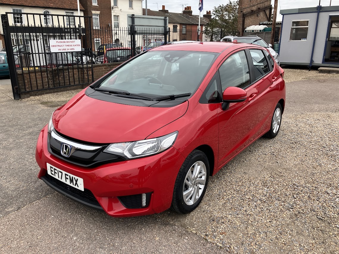 Used Honda Jazz 2017 for sale - 76376942: Photo 5