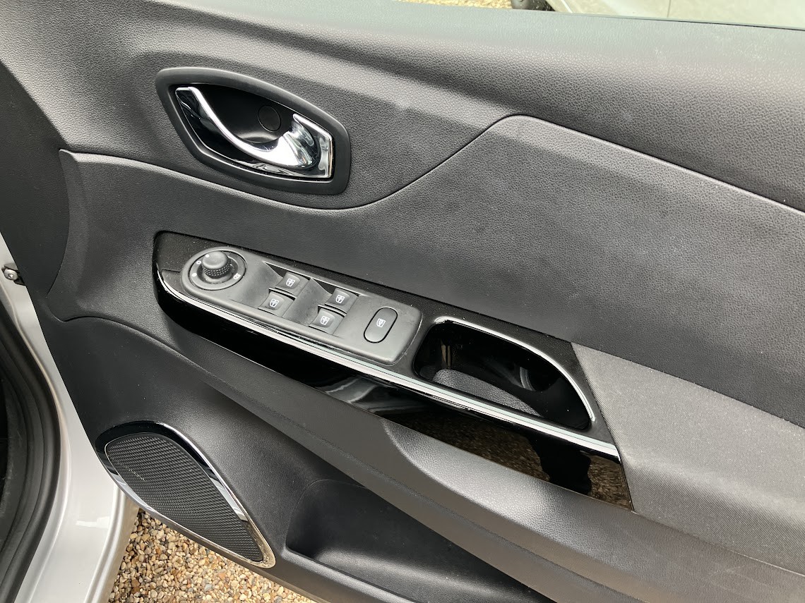 Used Renault Captur 2017 for sale - 76198146: Photo 19