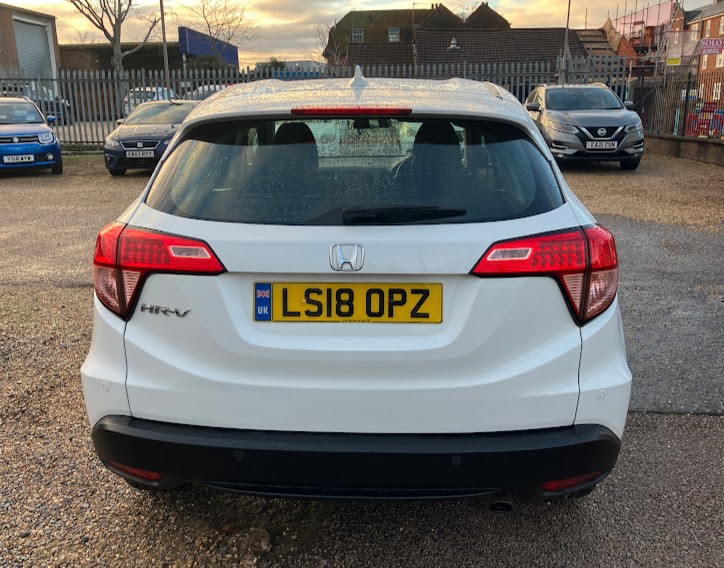 Used Honda HR-V 2018 for sale - 76699319: Photo 5