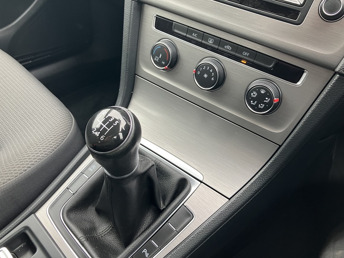 Used Volkswagen Golf 2015 for sale - 76225307: Photo 12