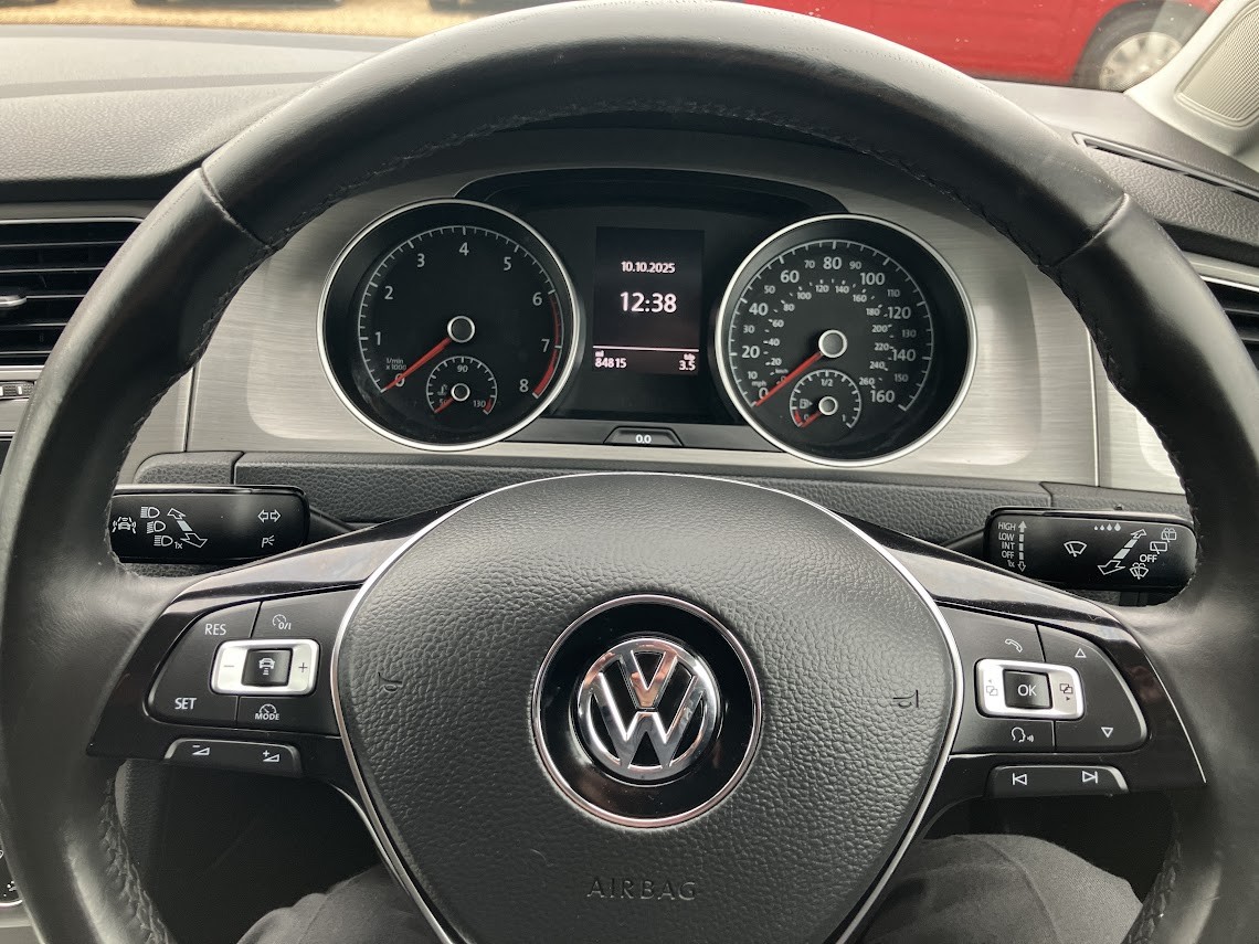 Used Volkswagen Golf 2015 for sale - 76225307: Photo 13