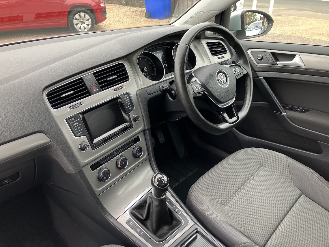 Used Volkswagen Golf 2015 for sale - 76225307: Photo 19