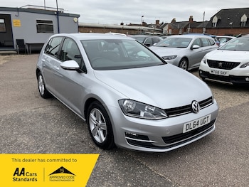 Volkswagen - Golf