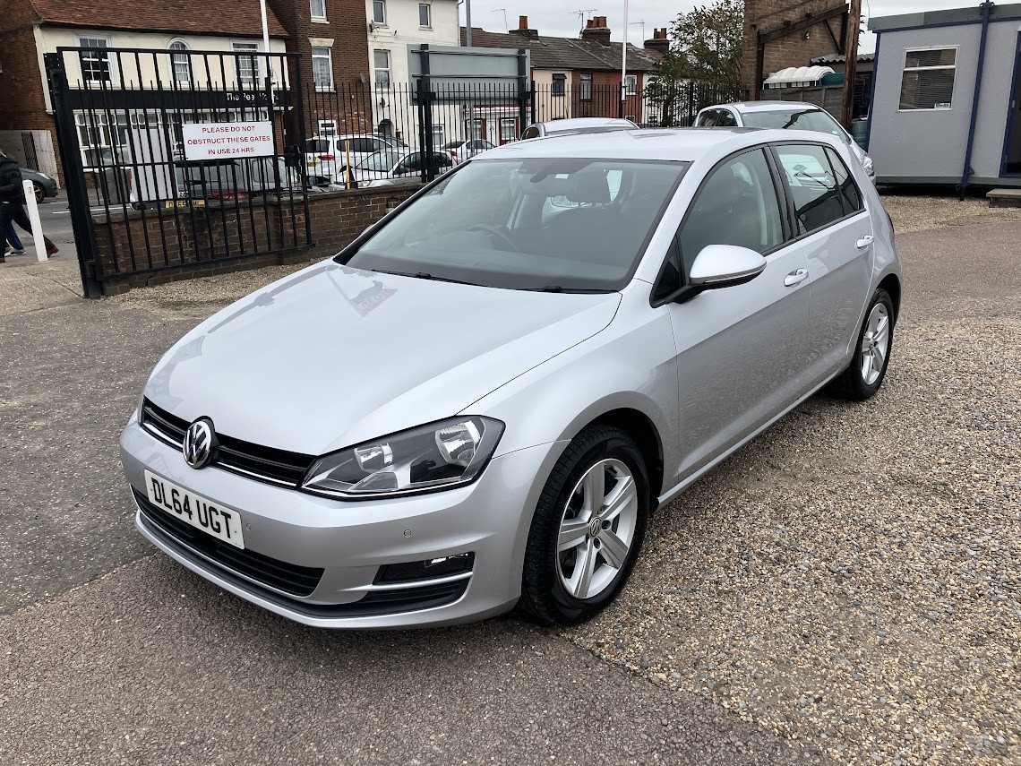 Used Volkswagen Golf 2015 for sale - 76225307: Photo 5