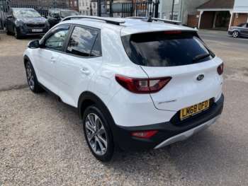 Used Kia Stonic 2018 for sale - 75043581: Photo