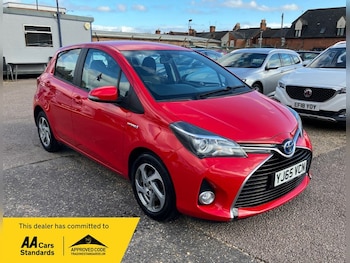 Used Toyota Yaris 2015 for sale - 75999837: Photo