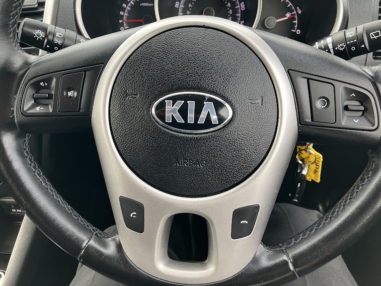 Used Kia Venga 2015 for sale - 76156716: Photo 14