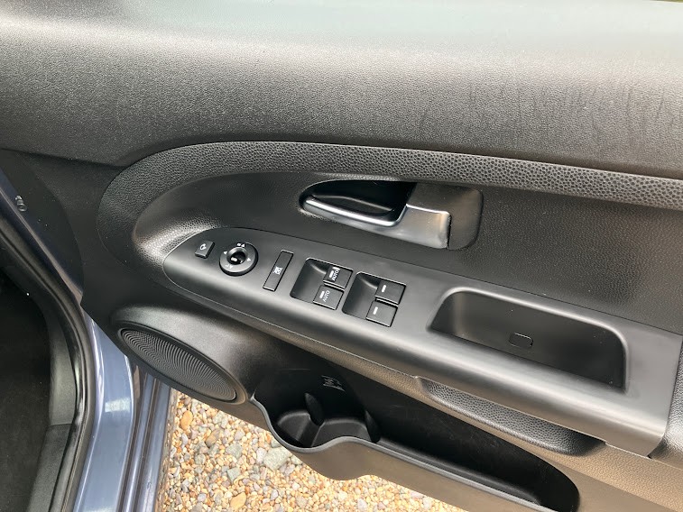 Used Kia Venga 2015 for sale - 76156716: Photo 17