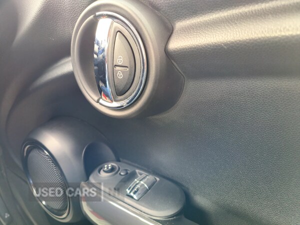 Used MINI Hatch 2019 for sale - 77941206: Photo 18