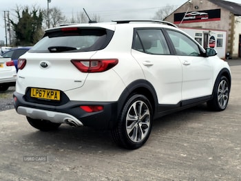 Used Kia Stonic 2018 for sale - 77426682: Photo