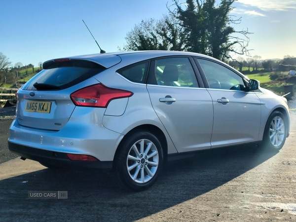 Used Ford Focus 2015 for sale - 76702829: Photo 4