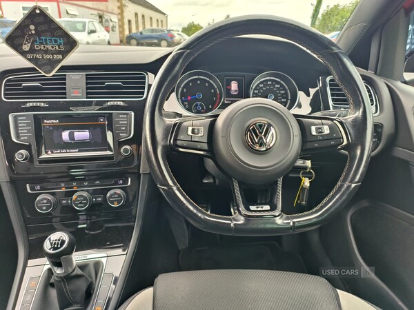 Used Volkswagen Golf 2015 for sale - 75402759: Photo 32