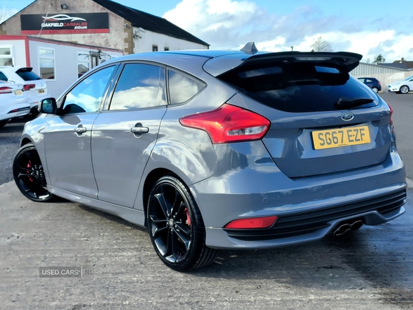 Used Ford Focus 2017 for sale - 78128624: Photo 2