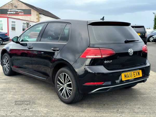 Used Volkswagen Golf 2018 for sale - 76190150: Photo 2