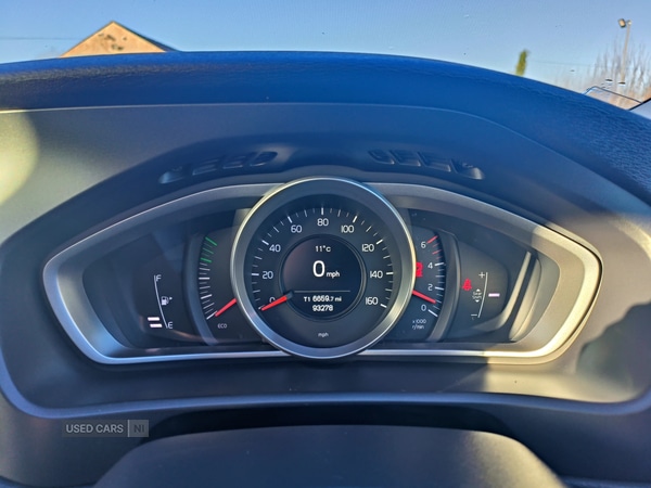 Used Volvo V40 2016 for sale - 76825642: Photo 16