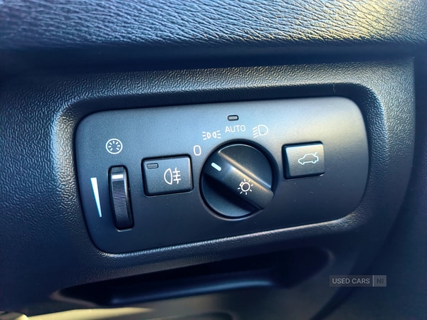 Used Volvo V40 2016 for sale - 76825642: Photo 20