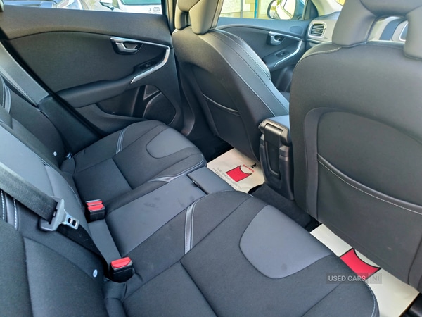 Used Volvo V40 2016 for sale - 76825642: Photo 26